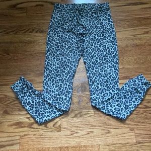 American Eagle so soft grey leopard joggers